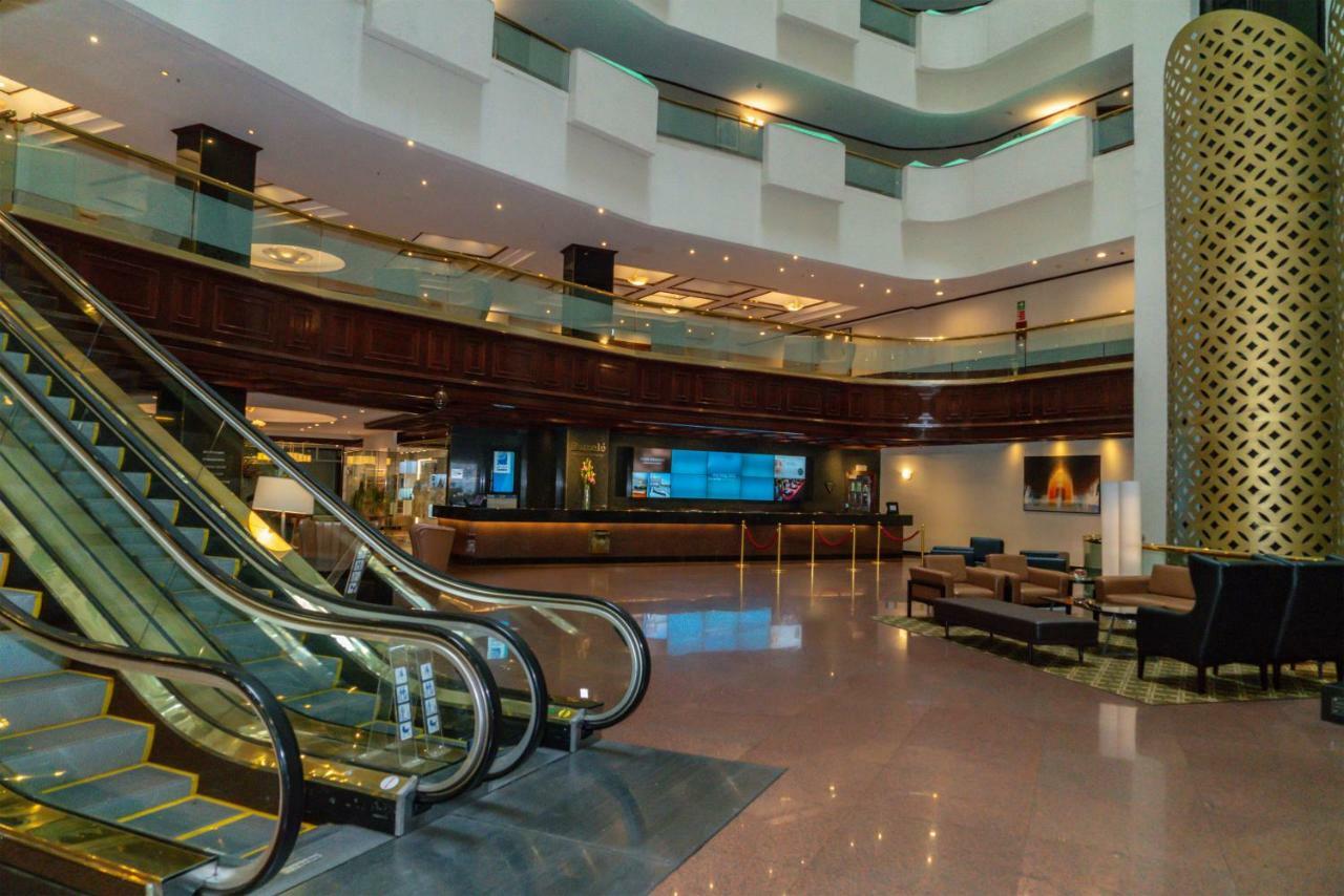 Barcelo Mexico Reforma Hotel Bagian luar foto The lobby of the hotel